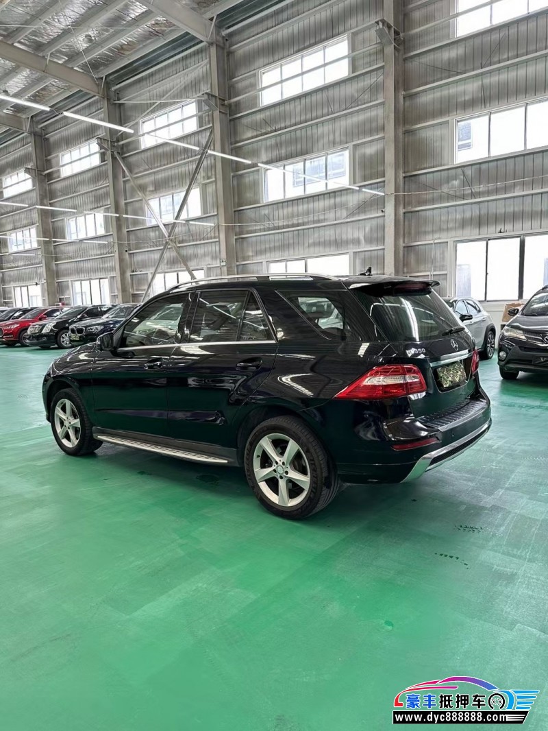 13年奔驰MLSUV抵押车出售