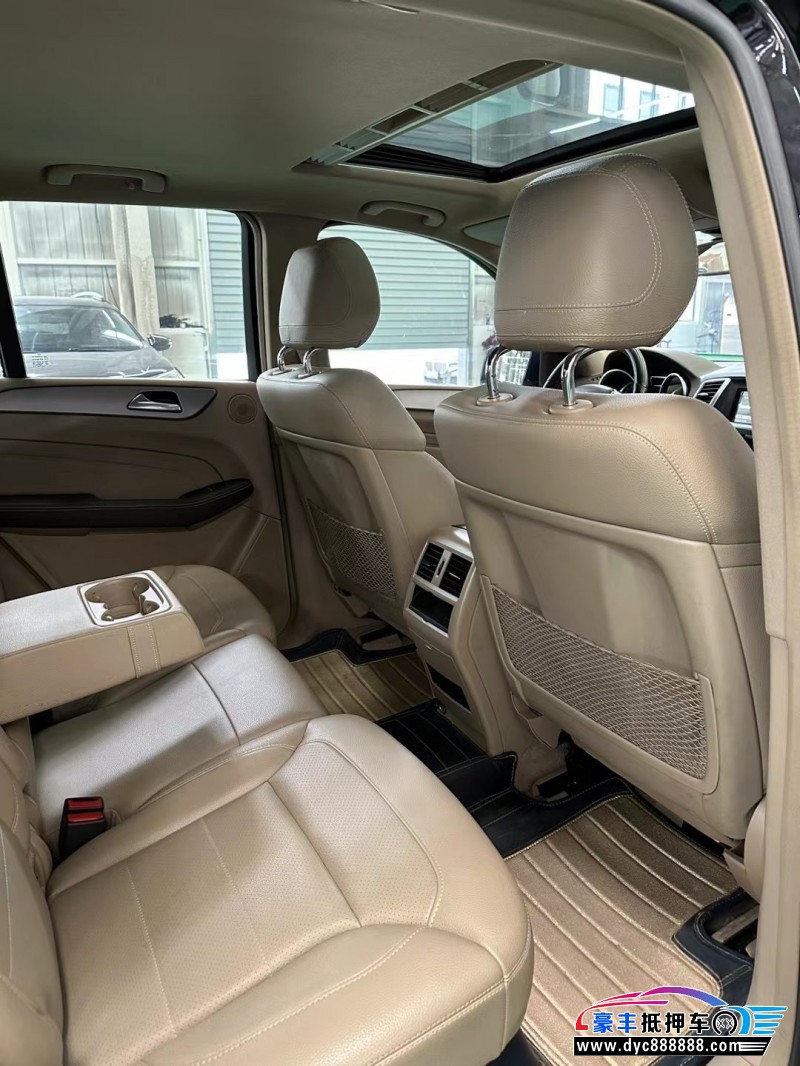 13年奔驰MLSUV抵押车出售