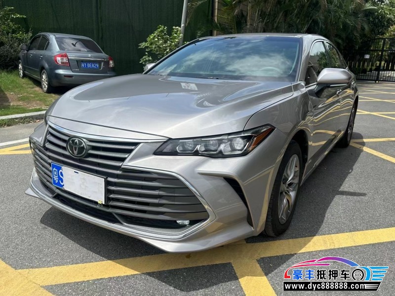 21年丰田亚洲龙轿车抵押车出售