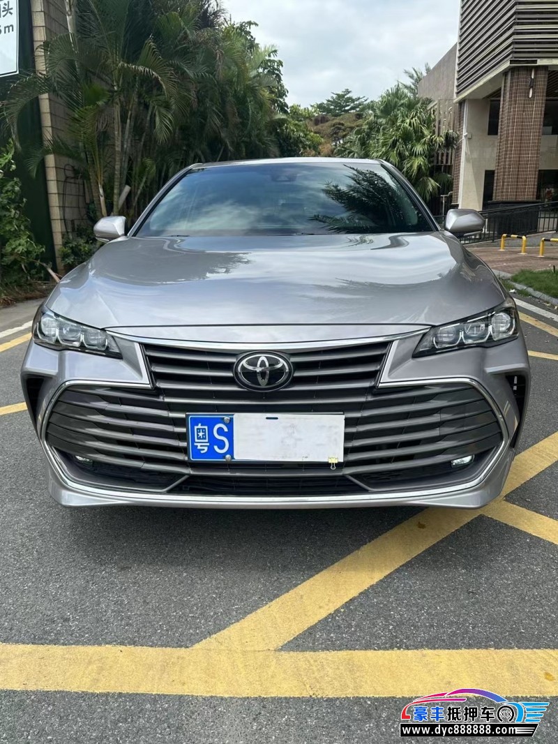 21年丰田亚洲龙轿车抵押车出售