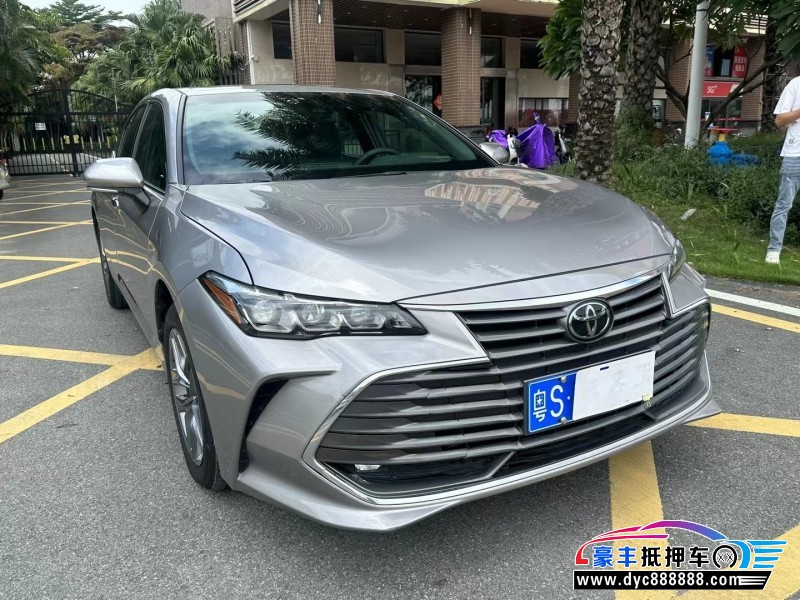 21年丰田亚洲龙轿车抵押车出售