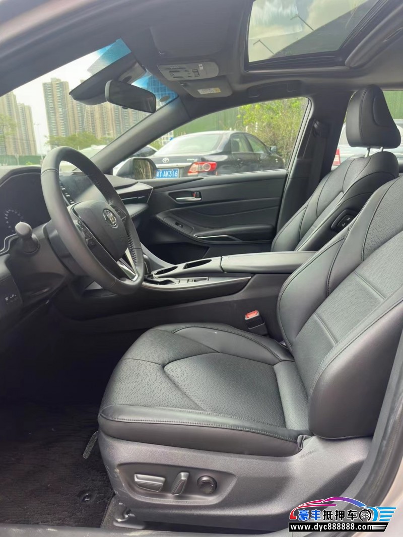 21年丰田亚洲龙轿车抵押车出售