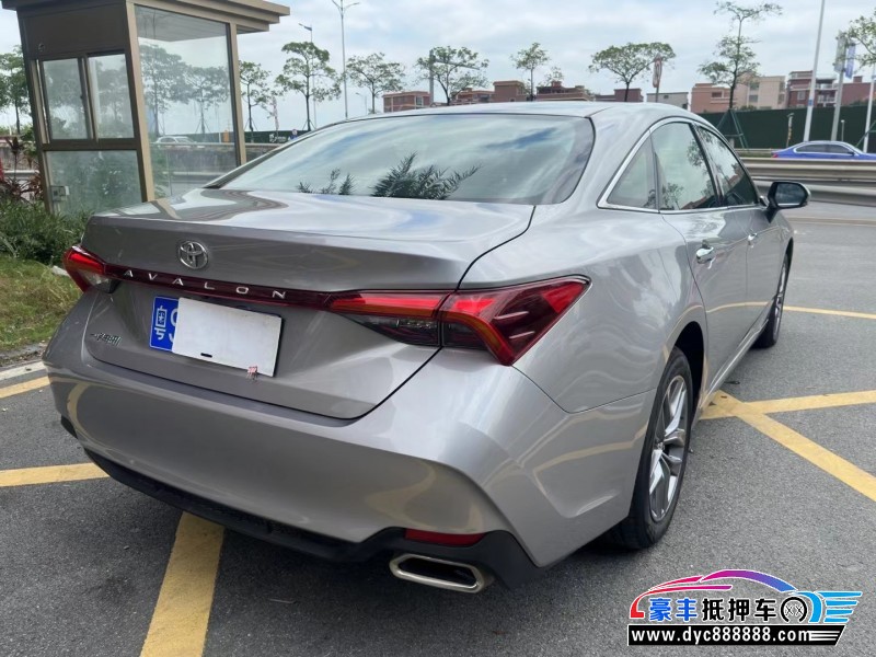 21年丰田亚洲龙轿车抵押车出售