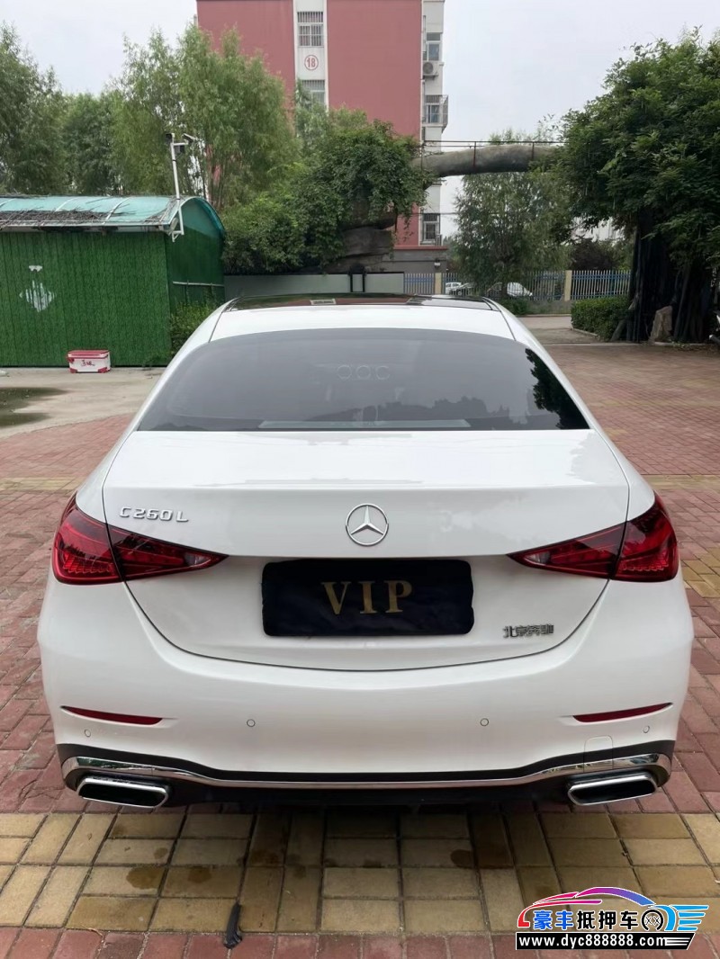 22年奔驰C轿车抵押车出售