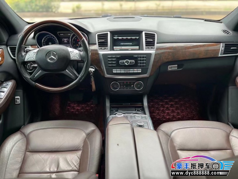 15年奔驰ML轿车抵押车出售