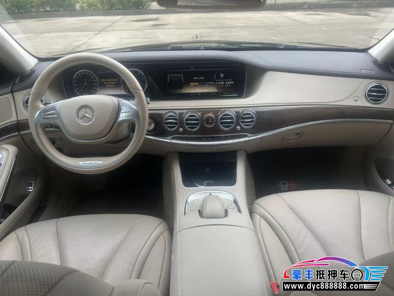 14年奔驰S轿车抵押车出售