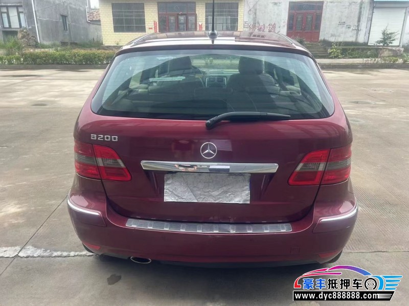 10年奔驰B轿车抵押车出售