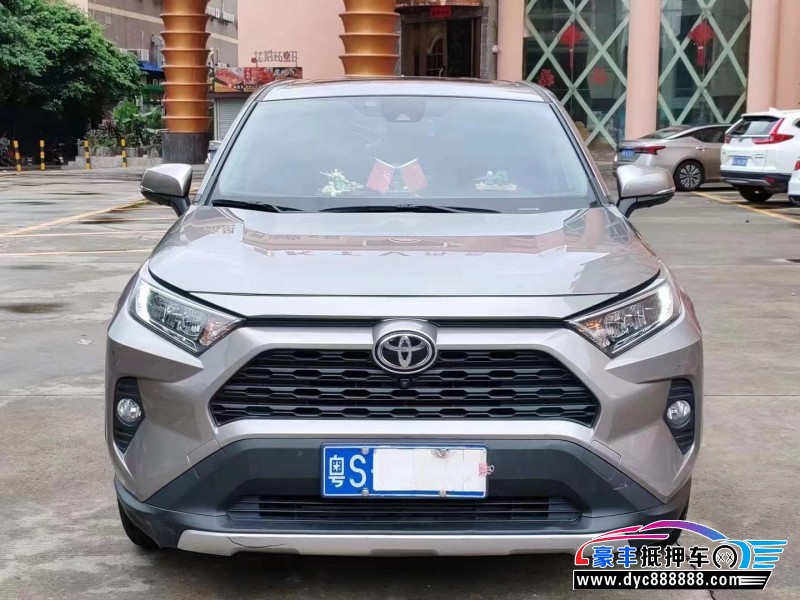 22年丰田RAV4SUV抵押车出售