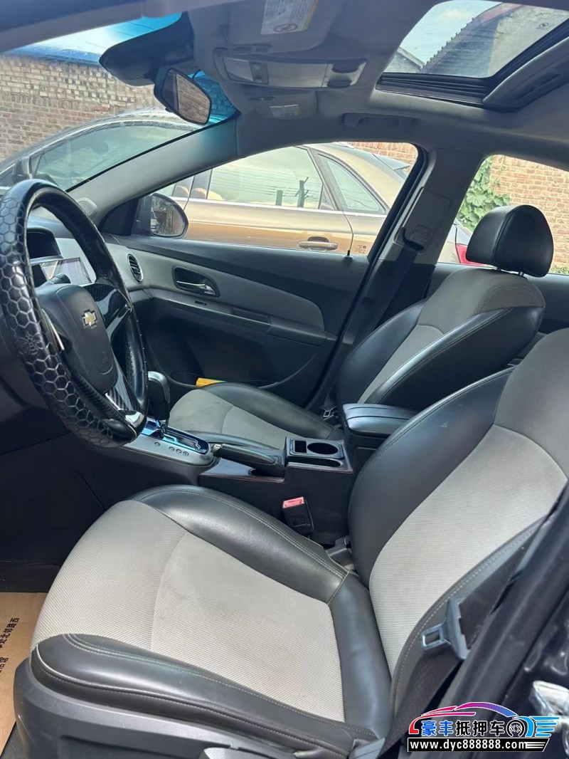 12年雪佛兰科鲁兹(海外)轿车抵押车出售