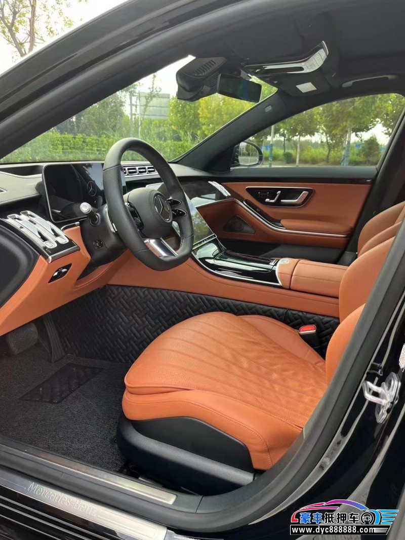 21年奔驰S级轿车抵押车出售