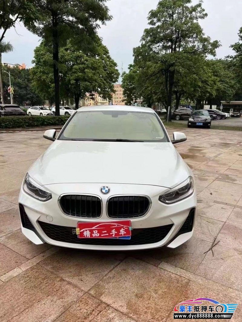21年宝马1系轿车抵押车出售