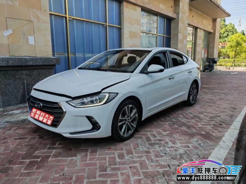 18年现代领动轿车抵押车出售