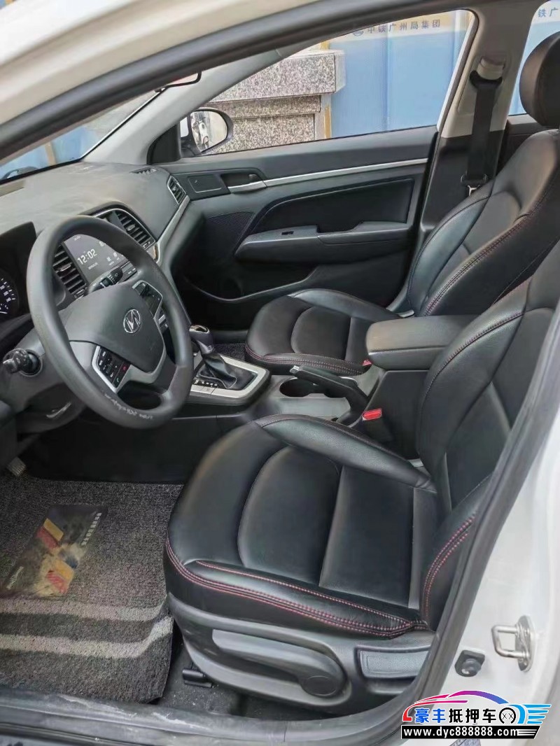 18年现代领动轿车抵押车出售