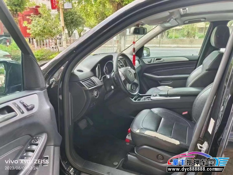 13年奔驰MLSUV抵押车出售