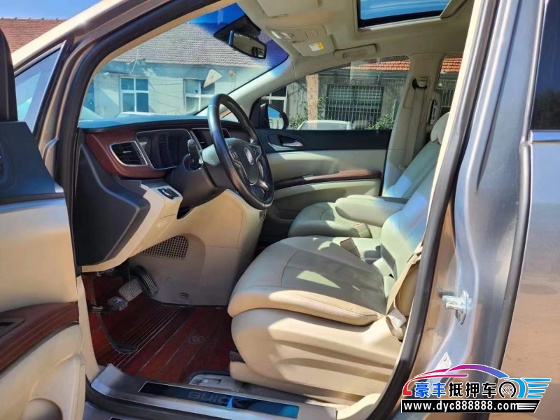 20年别克GL8MPV抵押车出售