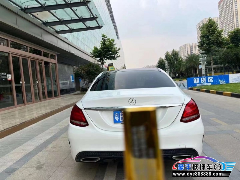 16年奔驰C级轿车抵押车出售