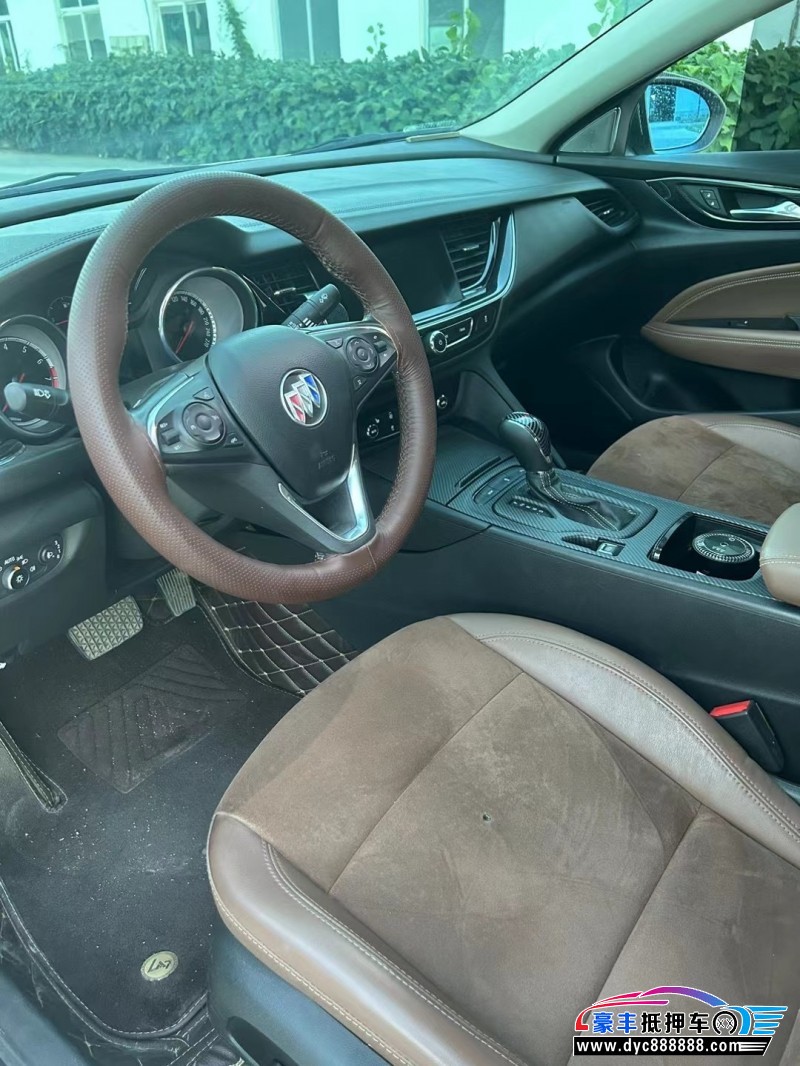 19年别克君威轿车抵押车出售