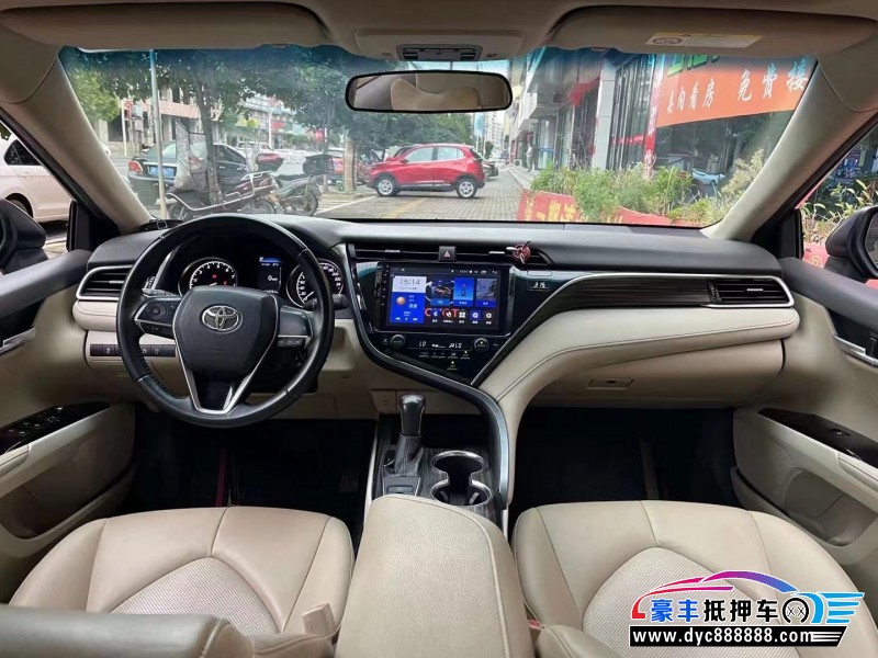 18年丰田凯美瑞轿车抵押车出售