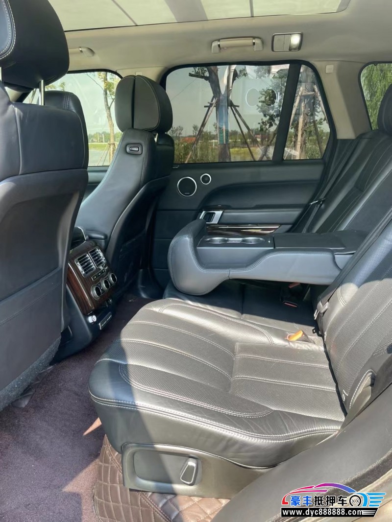 13年路虎揽胜行政轿车抵押车出售