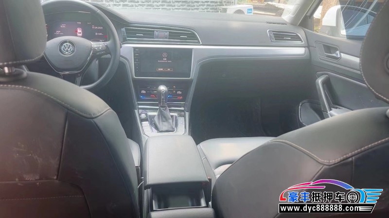 20年大众凌渡轿车抵押车出售