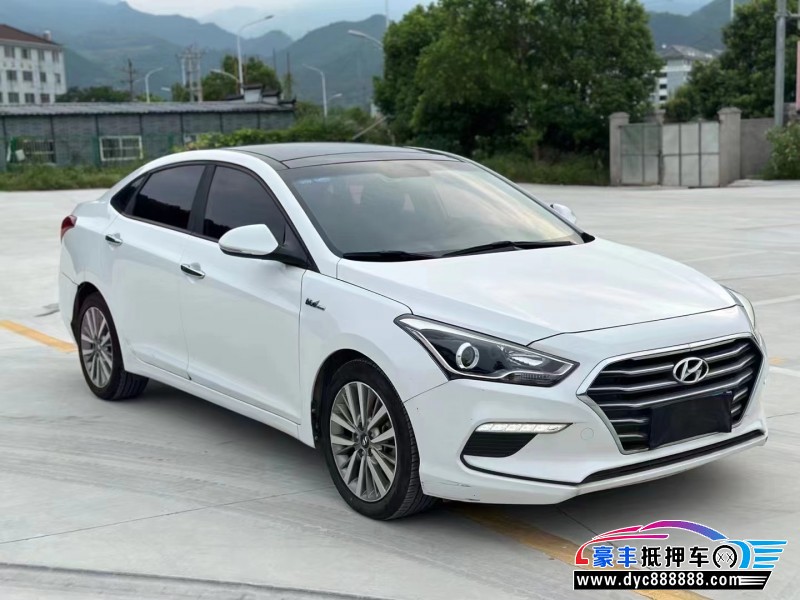 17年现代名图轿车抵押车出售