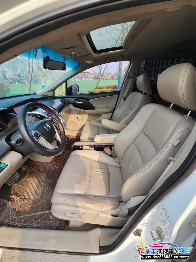 14年本田奥德赛MPV抵押车出售