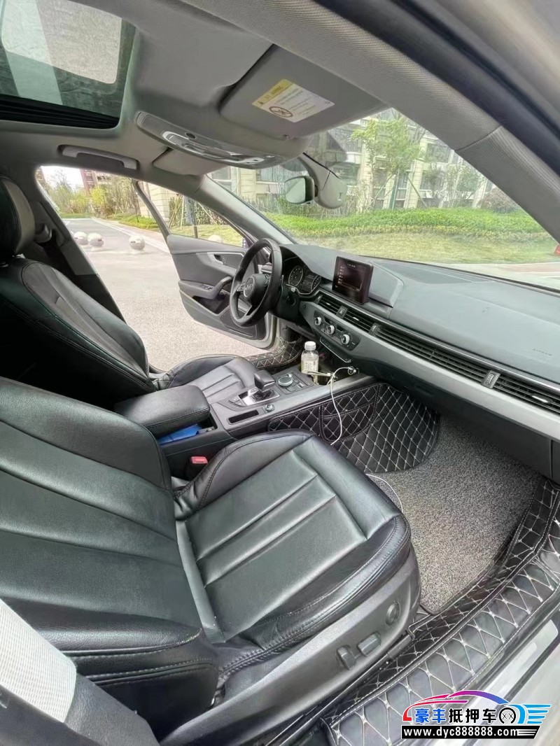 17年奥迪A4轿车抵押车出售