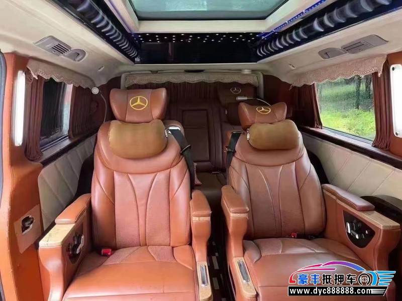 13年奔驰威霆MPV抵押车出售
