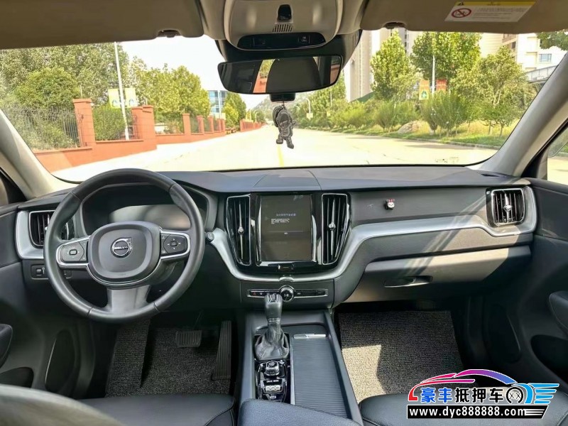 19年沃尔沃XC60SUV抵押车出售