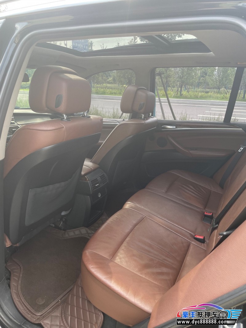 11年宝马X5SUV抵押车出售