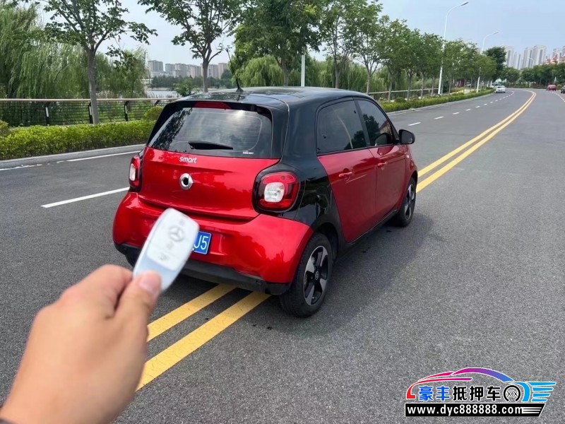 18年奔驰smart轿车抵押车出售