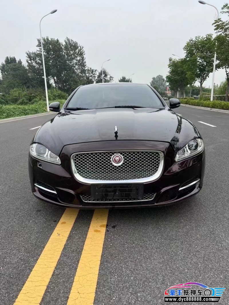 14年捷豹XJ轿车抵押车出售