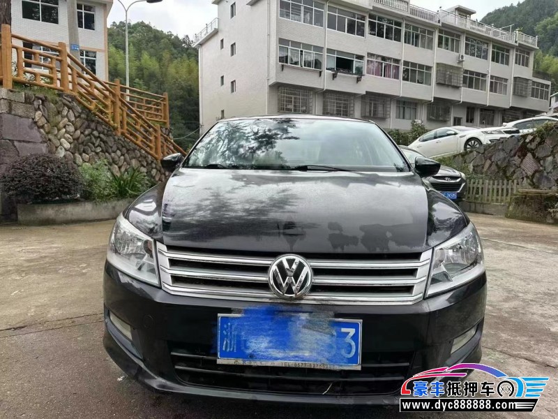 14年大众桑塔纳轿车抵押车出售