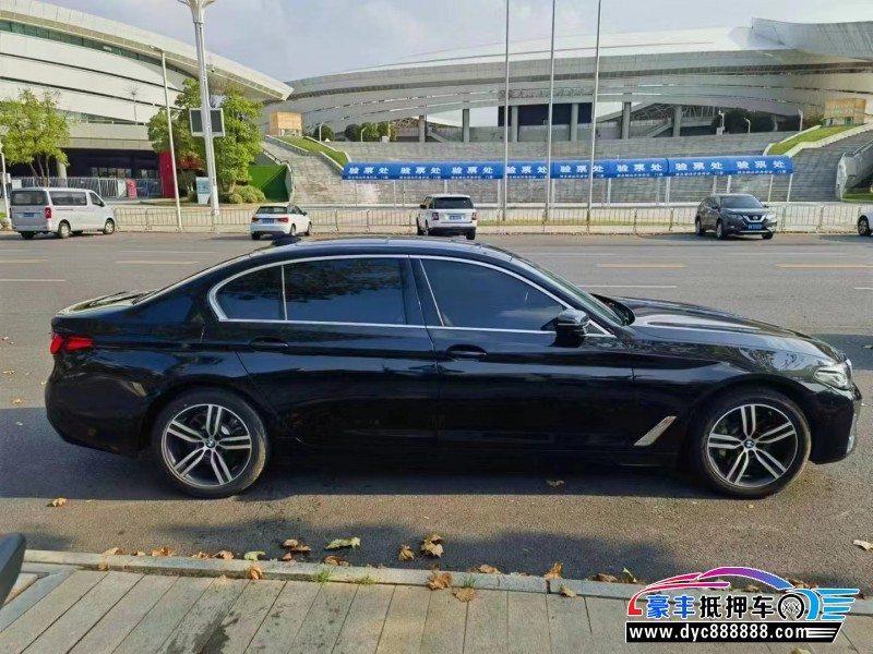 21年宝马5系轿车抵押车出售