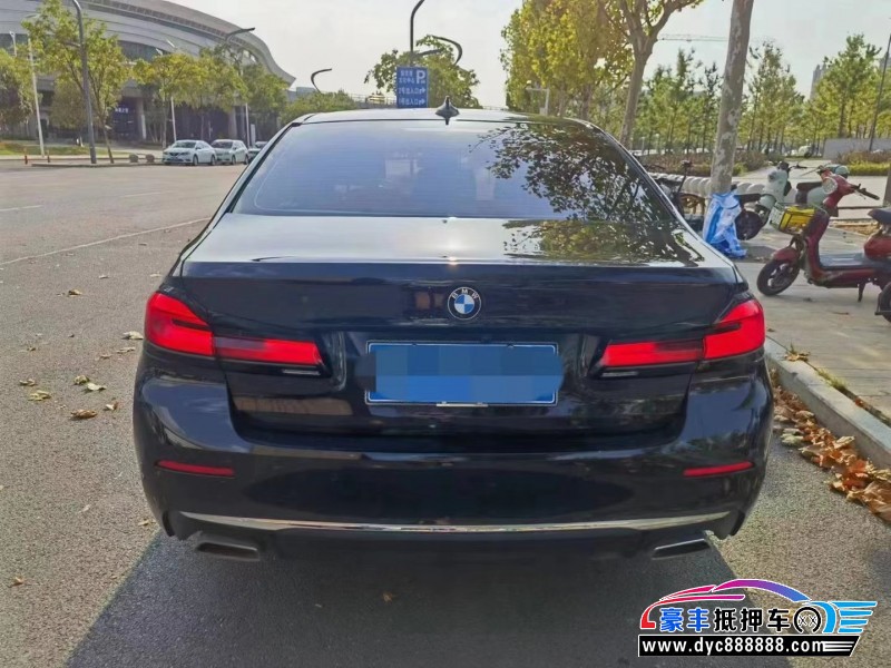 21年宝马5系轿车抵押车出售