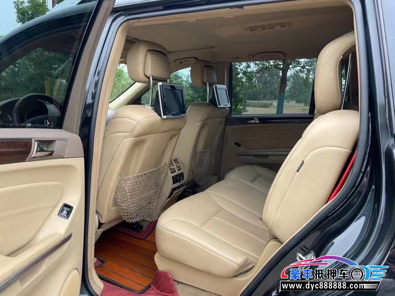 12年奔驰GLSUV抵押车出售