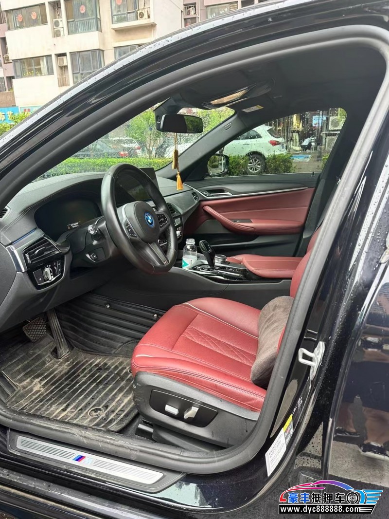 22年宝马5系轿车抵押车出售