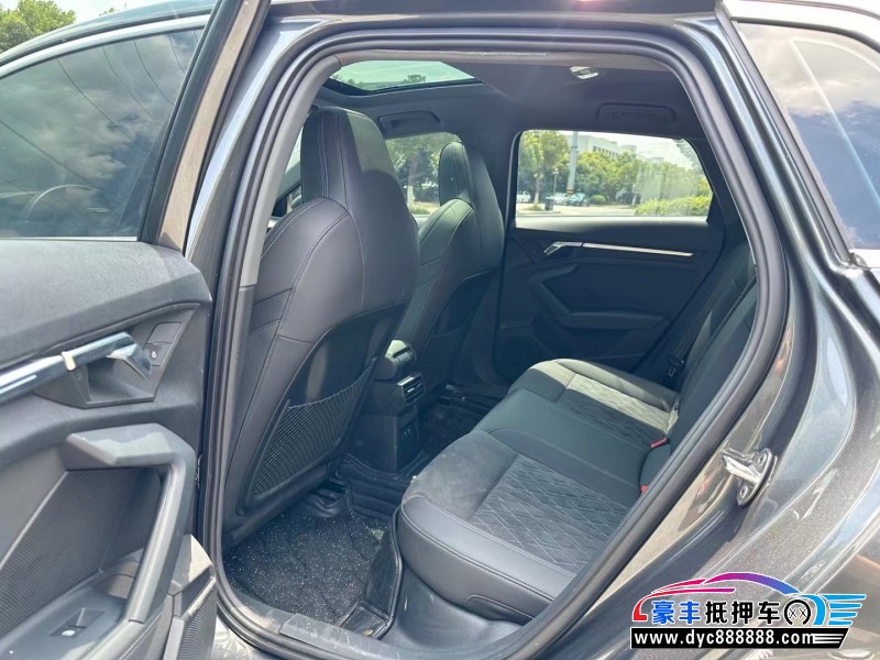 22年奥迪A3轿车抵押车出售