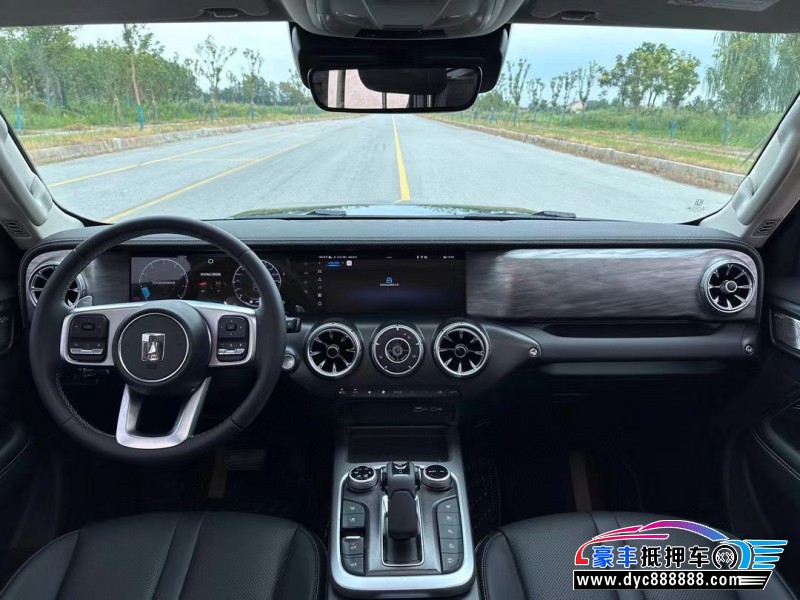 23年WEY坦克300轿车抵押车出售