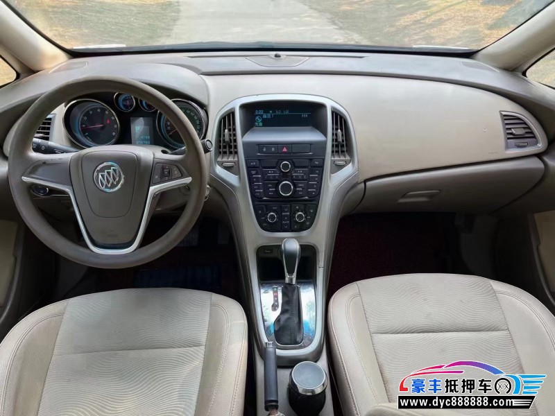 14年别克英朗轿车抵押车出售