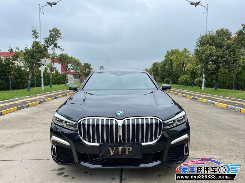 22年宝马7系轿车抵押车出售