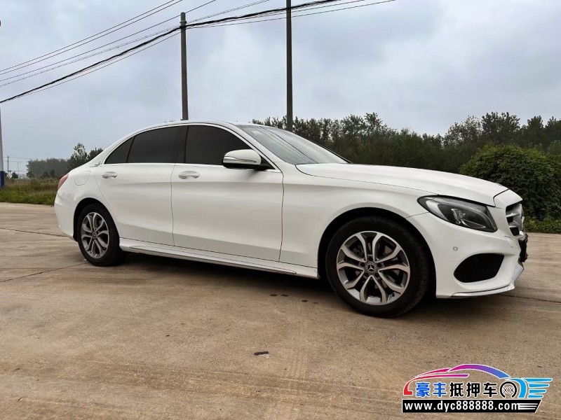 17年奔驰C轿车抵押车出售