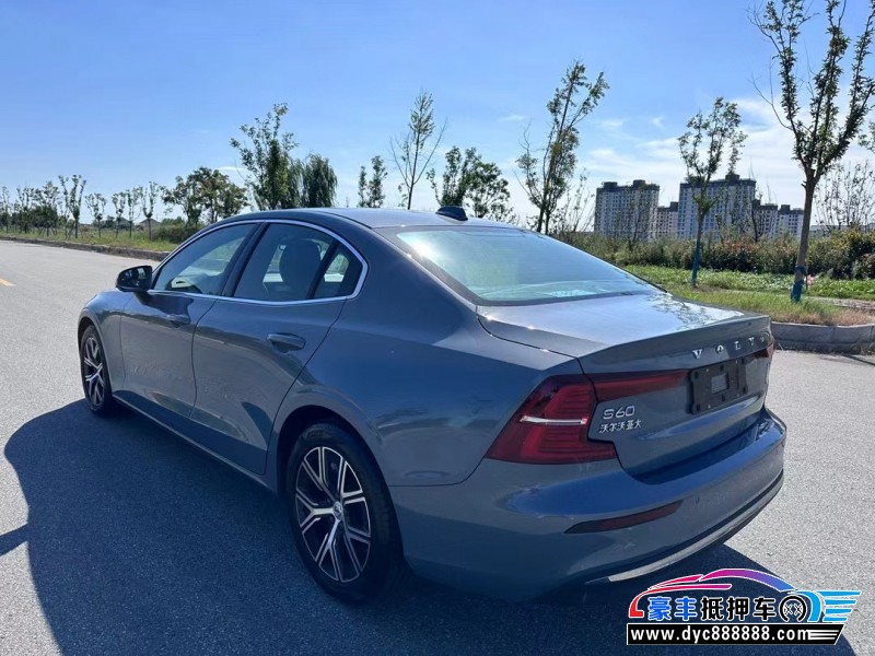 23年沃尔沃S60轿车抵押车出售