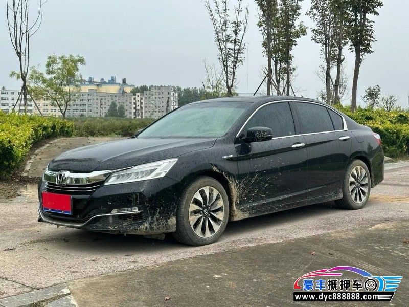 17年本田雅阁轿车抵押车出售