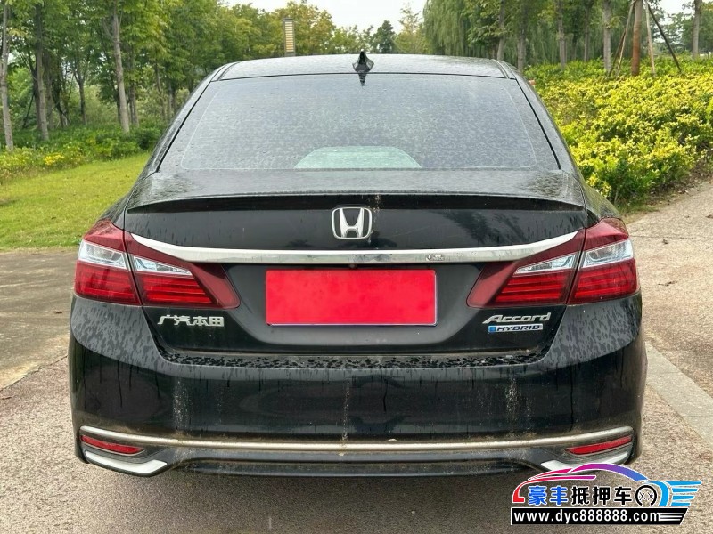 17年本田雅阁轿车抵押车出售