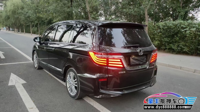 17年本田艾力绅轿车抵押车出售