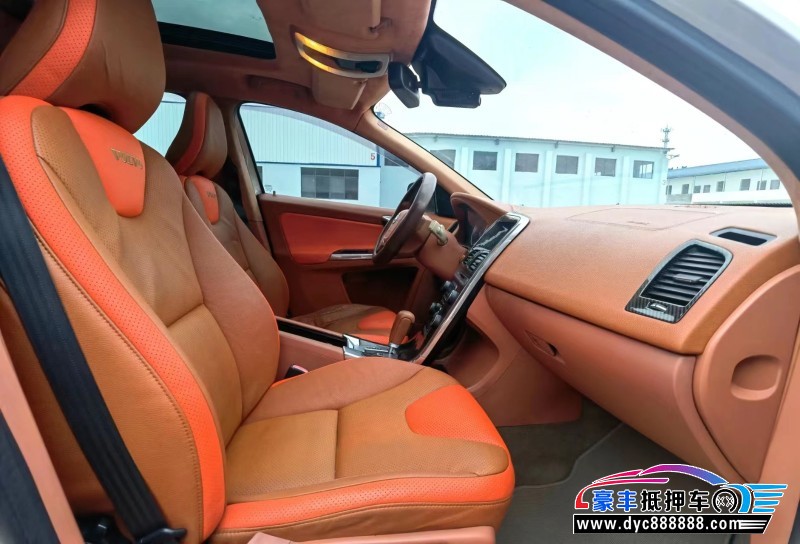 12年沃尔沃XC60SUV抵押车出售
