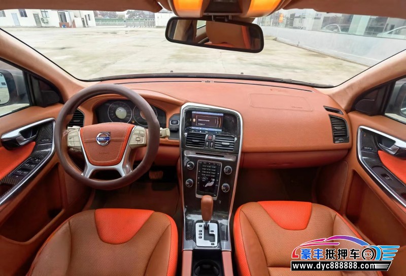 12年沃尔沃XC60SUV抵押车出售