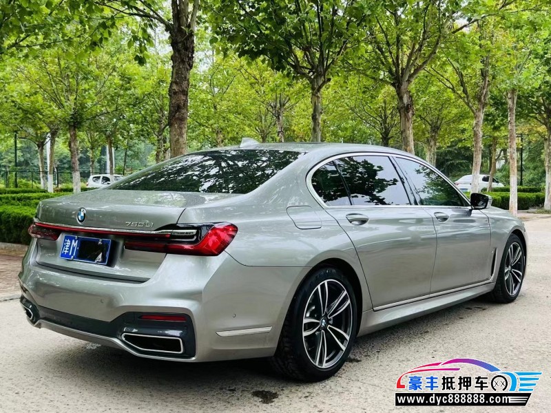 20年宝马7系轿车抵押车出售