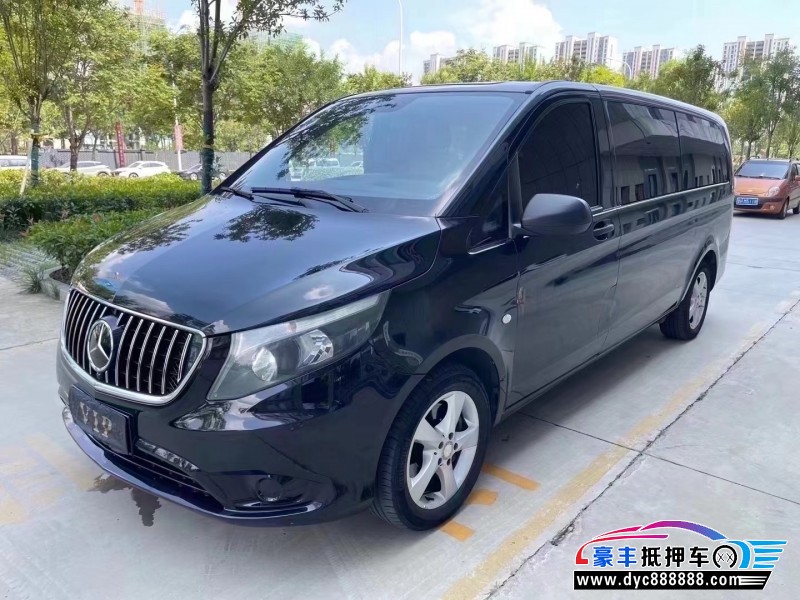 18年奔驰威霆MPV抵押车出售